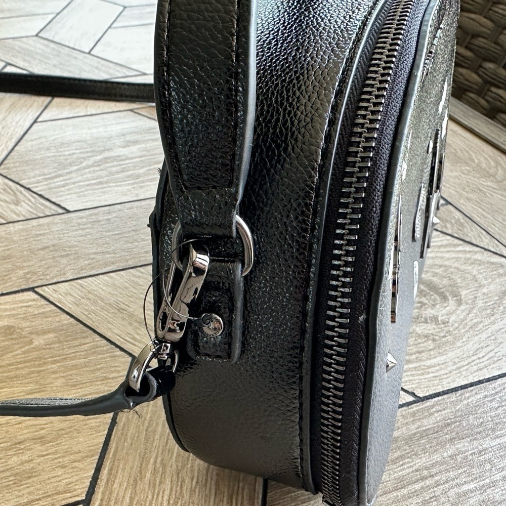 Karl Lagerfeld Textured Black Leather Crossbody Bag - Picture 4 of 12